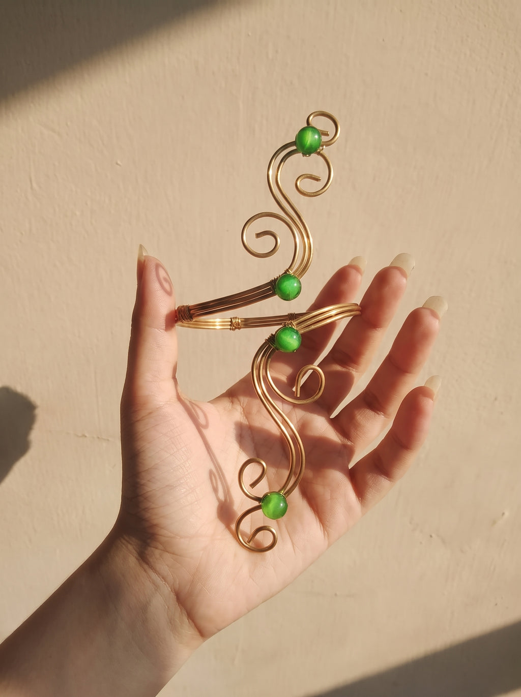 Arm cuff-Green Pearl
