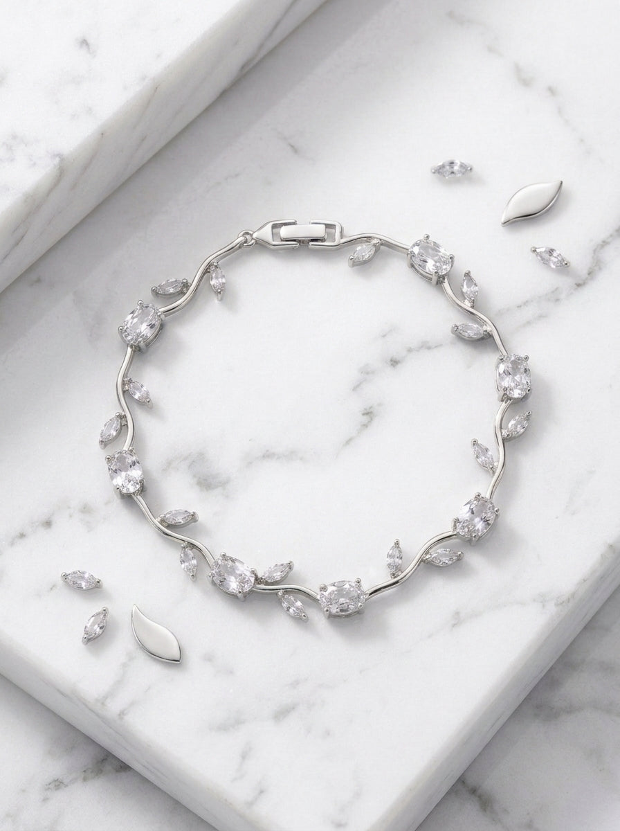Tulip bracelete White