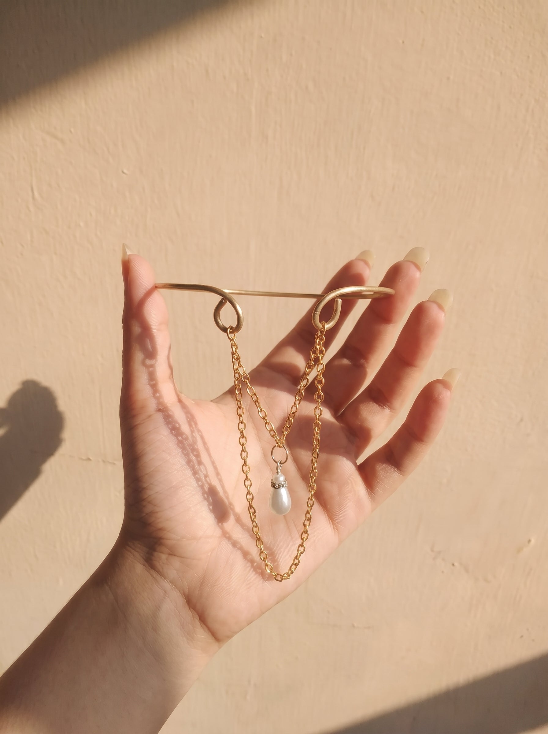 Arm cuff-Chain