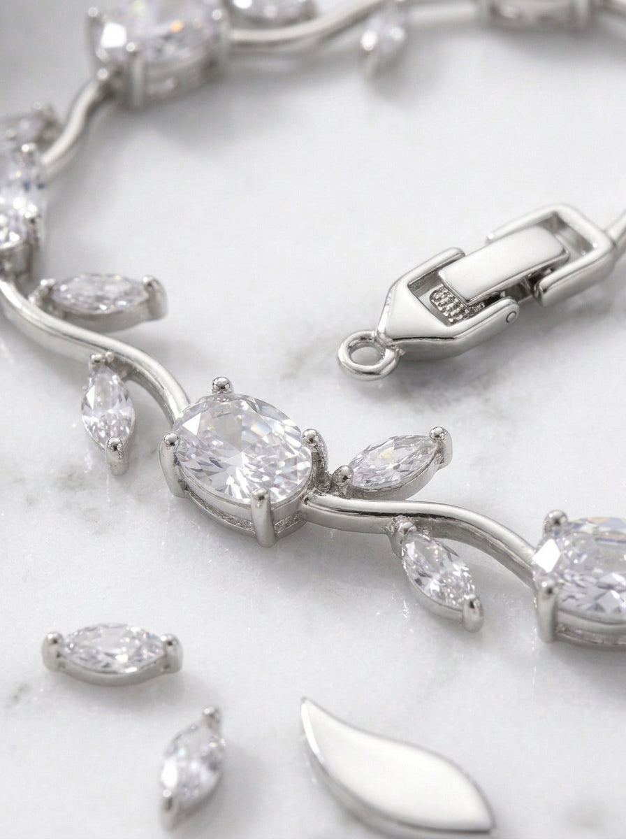 Tulip bracelete White